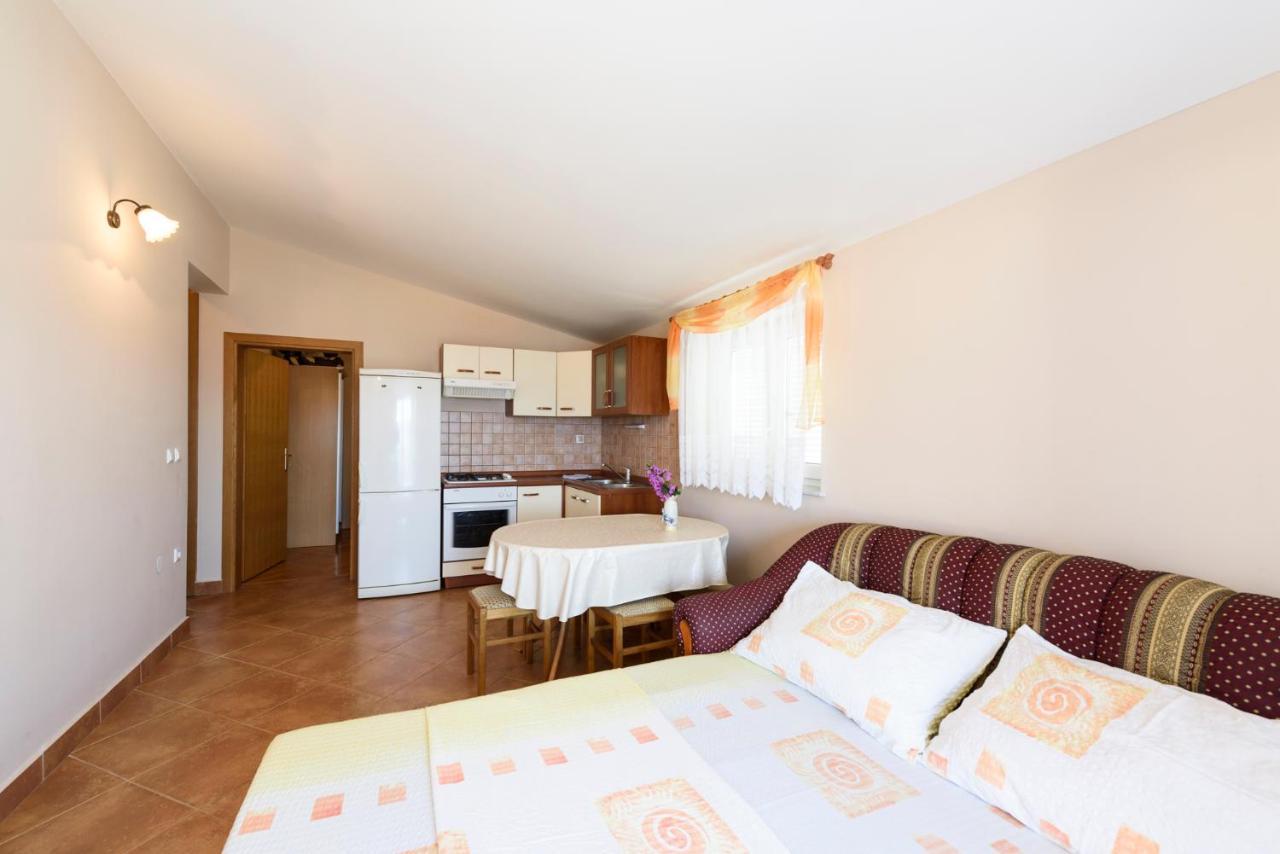 Apartments Golubic Sveti Petar  Esterno foto